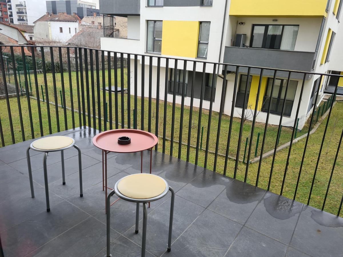 Lovely Ultracentral Apartment With Parking Cluj-Napoca Exterior photo